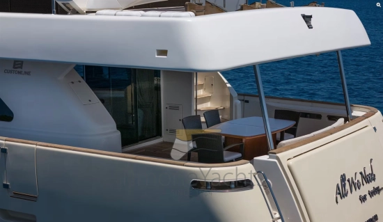 Custom Line Navetta 26 usado à venda