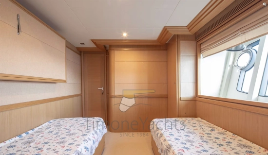 Custom Line Navetta 26 usado à venda