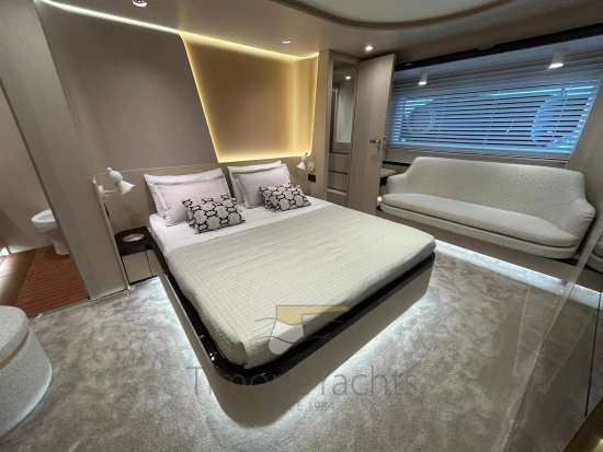 Azimut 78 Flybridge usata in vendita
