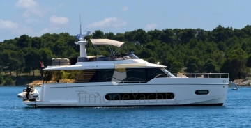 Azimut Magellano 60 usata in vendita