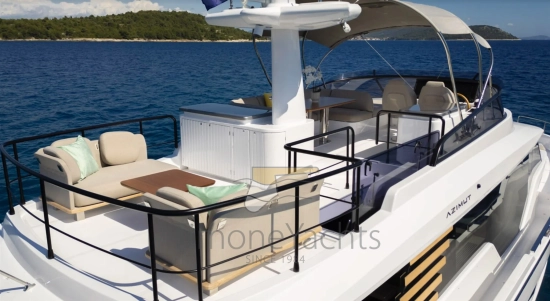 Azimut Magellano 60 usata in vendita