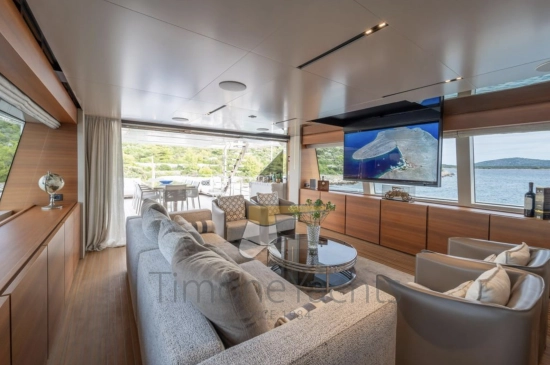 Custom Line Navetta 33 usado à venda