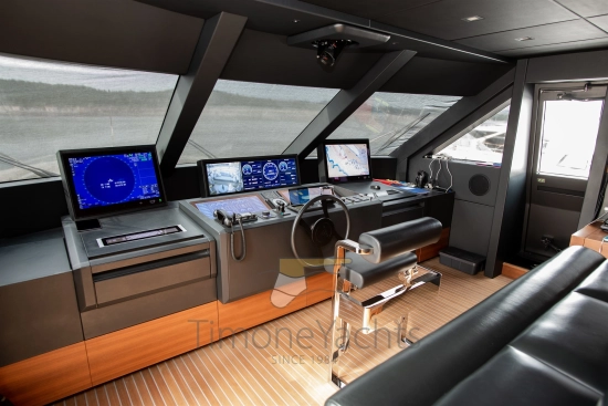 Custom Line Navetta 33 usado à venda