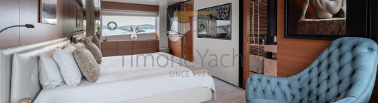 Custom Line Navetta 33 usado à venda