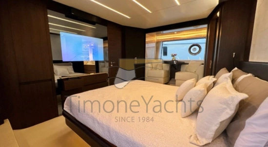 Azimut 72 Flybridge usado à venda