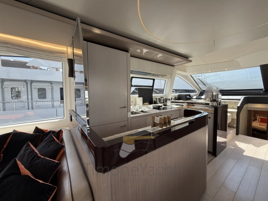 Azimut 72 Flybridge usata in vendita