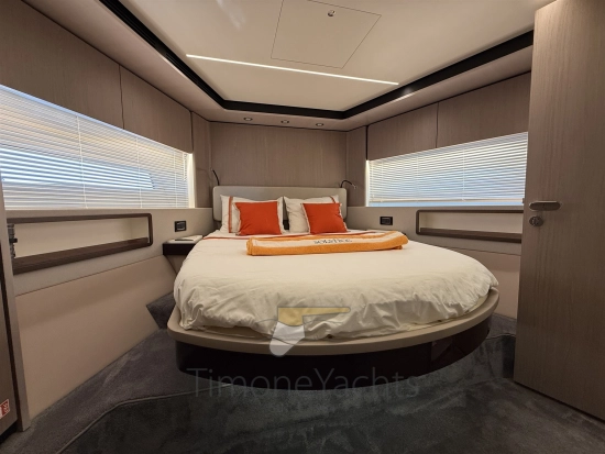 Azimut 72 Flybridge usata in vendita