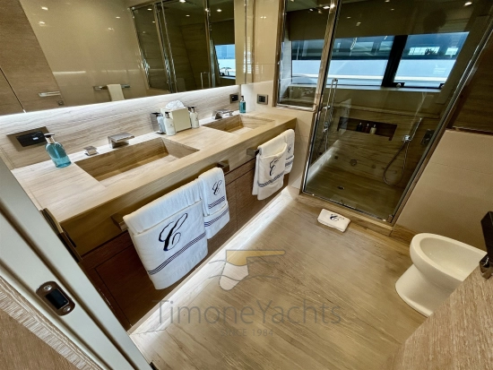 Custom Line Navetta 33 usata in vendita