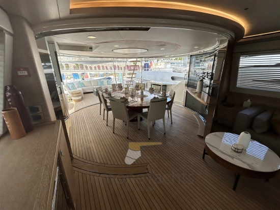 Custom Line Navetta 33 usata in vendita