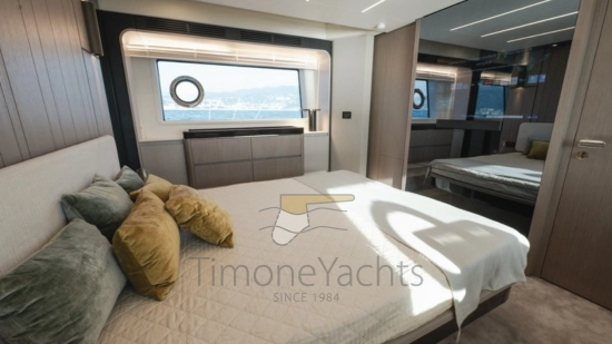 Azimut 72 Flybridge usata in vendita
