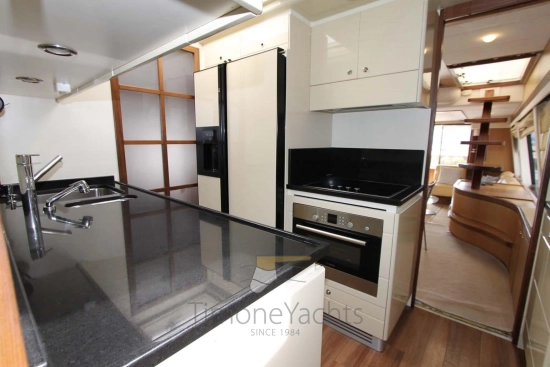Ferretti 731 usata in vendita
