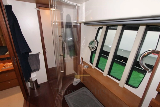 Ferretti 731 usata in vendita