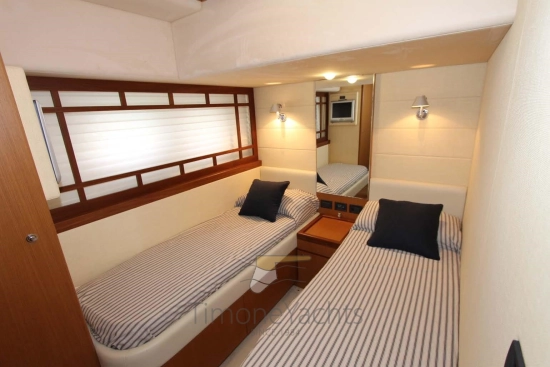 Ferretti 731 usata in vendita
