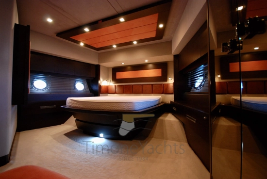 Azimut 86S usado à venda