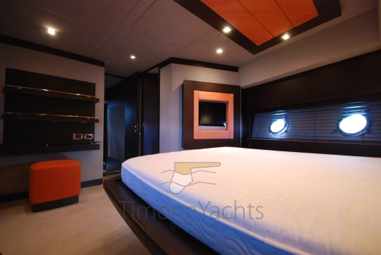 Azimut 86S usado à venda