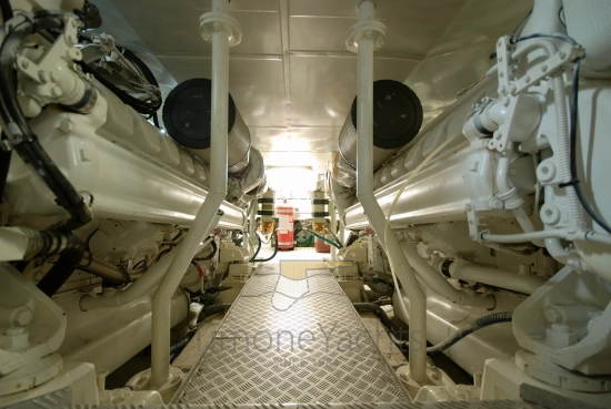 Azimut 86S usado à venda