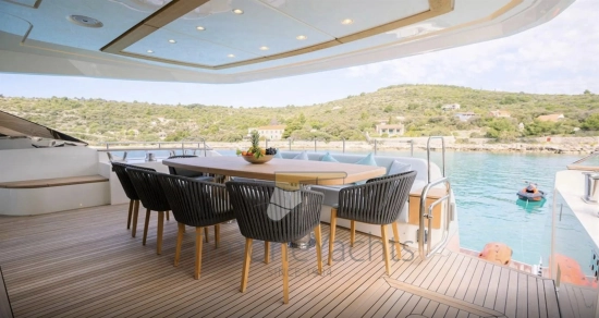 Monte Carlo Yachts MCY 96 Fly usata in vendita