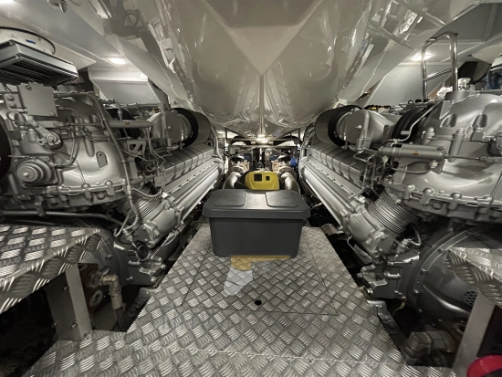 Monte Carlo Yachts MCY 96 Fly usata in vendita