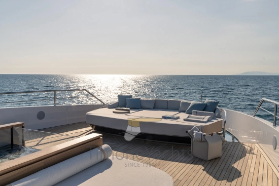 Azimut Grande Trideck nuova in vendita