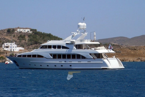 Benetti Classic 115 usata in vendita