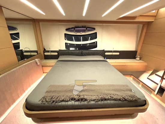 Pershing 82 usata in vendita