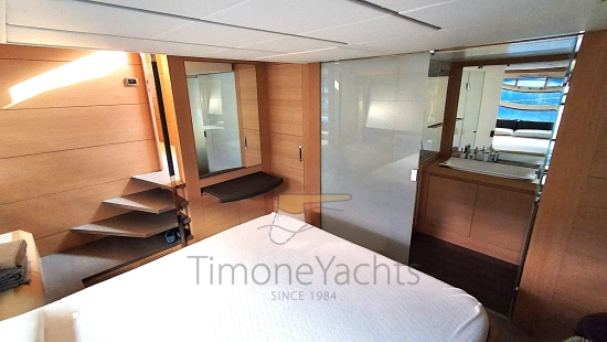 Pershing 82 usata in vendita
