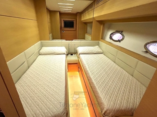 Pershing 82 usata in vendita