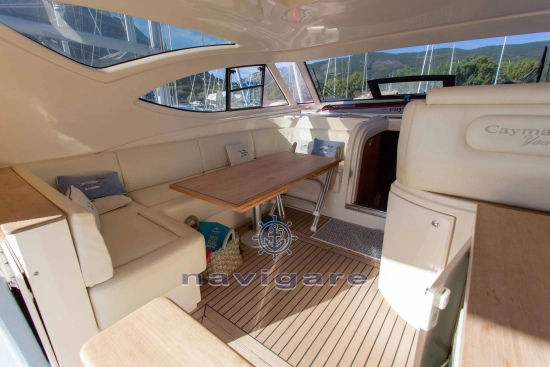 Cayman Yachts 43 W.A. usata in vendita