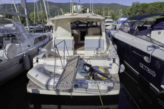 Cayman Yachts 43 W.A. usata in vendita