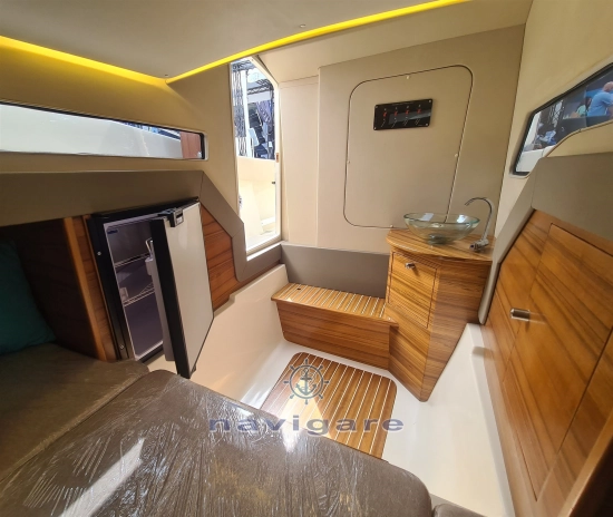 Tuccoli Marine T250 CAPRAIA CALAROSSA novos à venda
