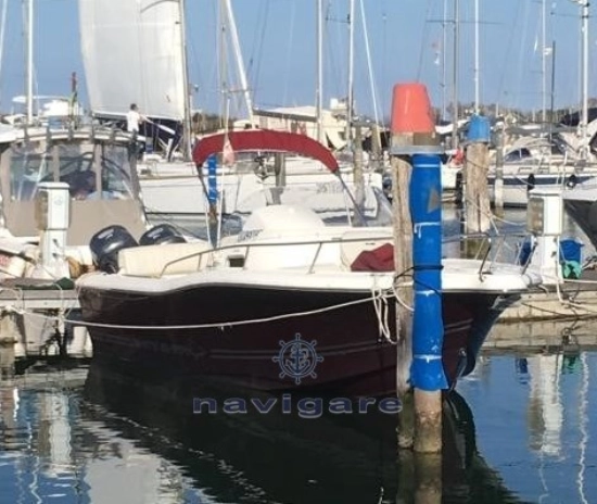 Kelt WHITE SHARK 248 SUNDECK usata in vendita