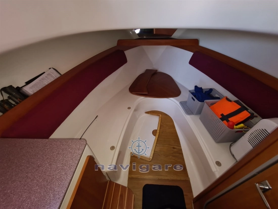 Kelt WHITE SHARK 248 SUNDECK usata in vendita