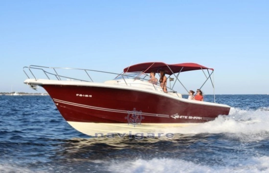 Kelt WHITE SHARK 248 SUNDECK usata in vendita