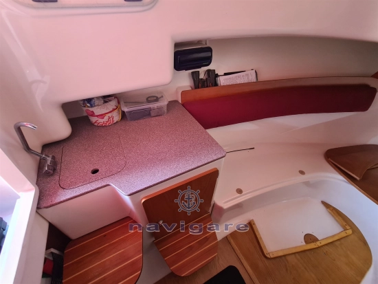Kelt WHITE SHARK 248 SUNDECK usata in vendita