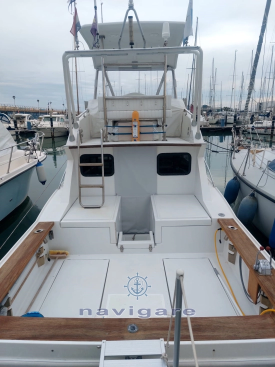 Sette Mari F 27 America Fly usado à venda