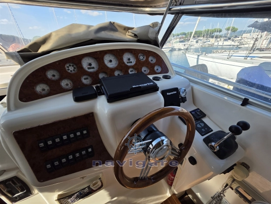 Mano Marine 32 SPORT usado à venda