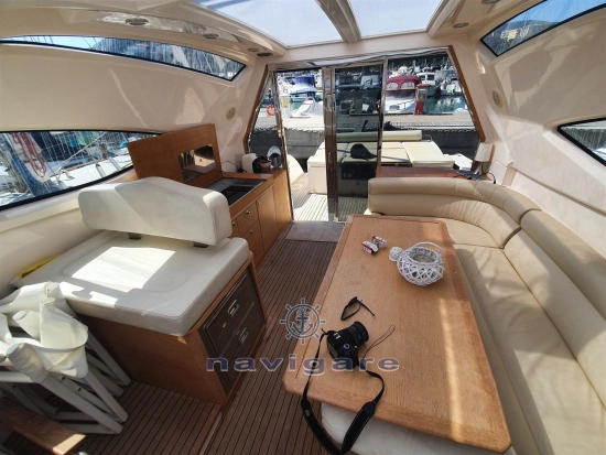 Cayman Yachts 50 WA usado à venda