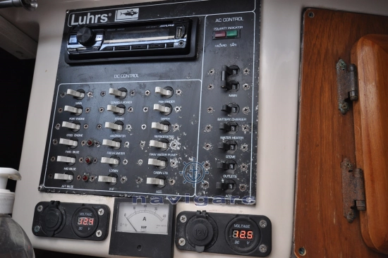 Luhrs 28 OPEN usado à venda