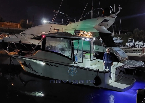 Luhrs 28 OPEN usado à venda