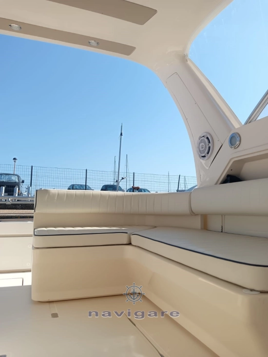 Cayman Yachts 30 WA usata in vendita