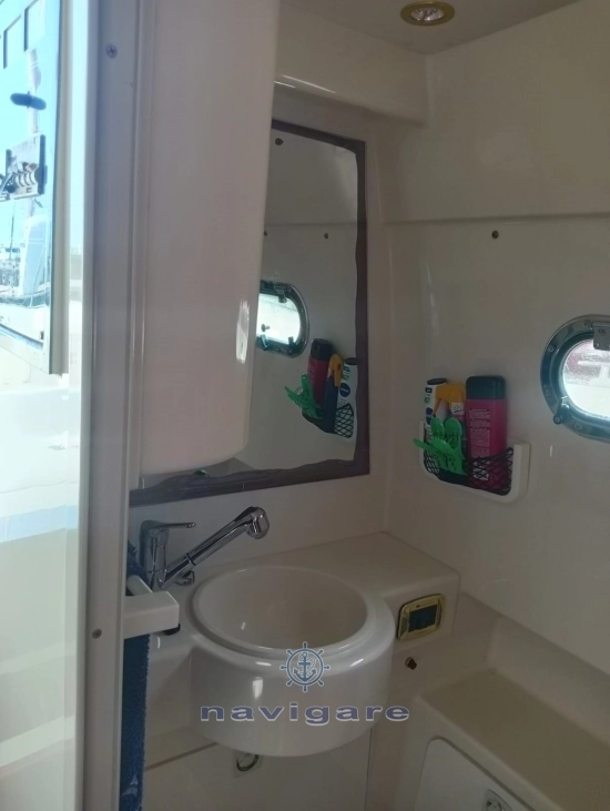Cayman Yachts 30 WA usata in vendita