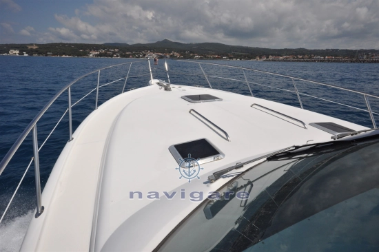 Tiara 3800 Open usado à venda