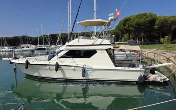 Hatteras Yachts 38 SF usata in vendita