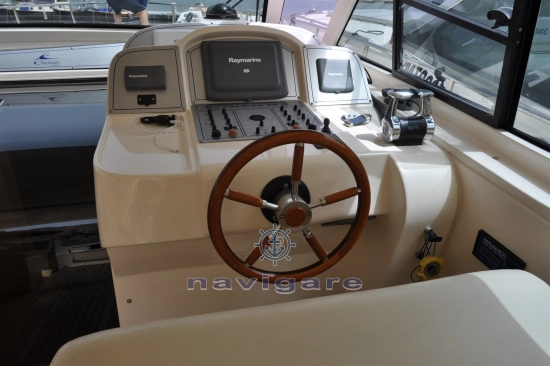 Cayman Yachts 43 WA usado à venda