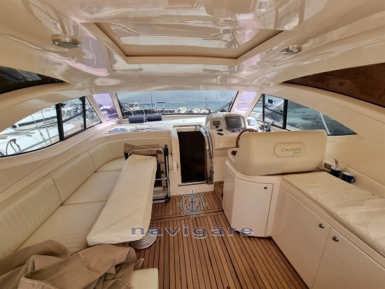 Cayman Yachts 43 WA usado à venda