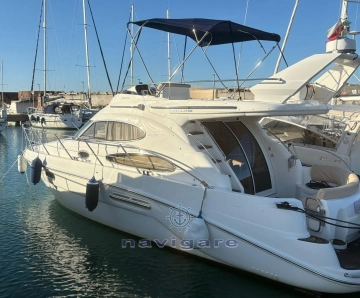 Sealine F 37 usado à venda