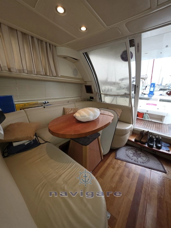 Sealine F 37 usado à venda