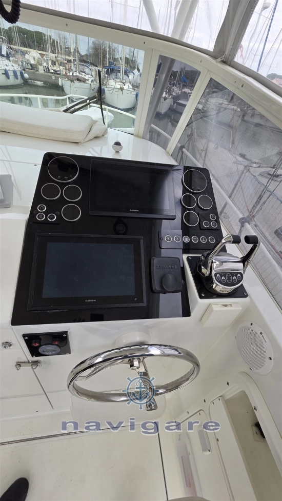 Cayman Yachts 30 WA usata in vendita