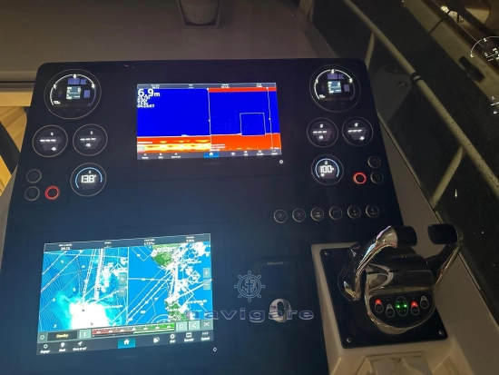 Cayman Yachts 30 WA usata in vendita