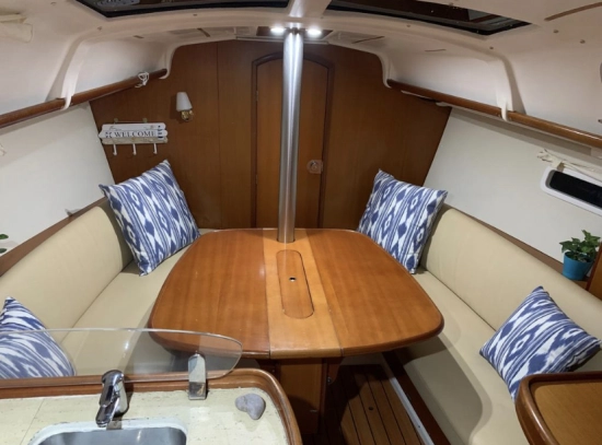 Beneteau Oceanis 323 de segunda mano en venta